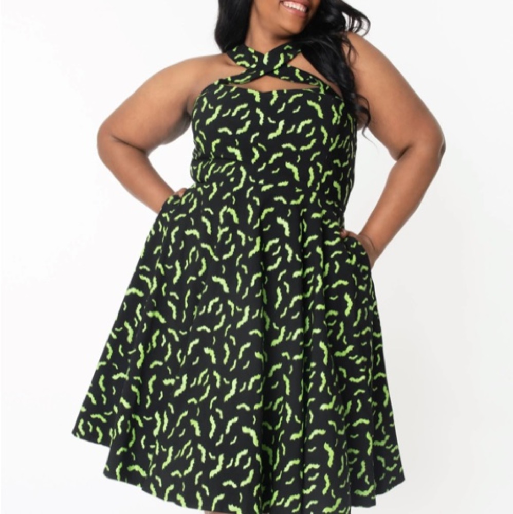 Unique vintage neon green bats Rita flare dress